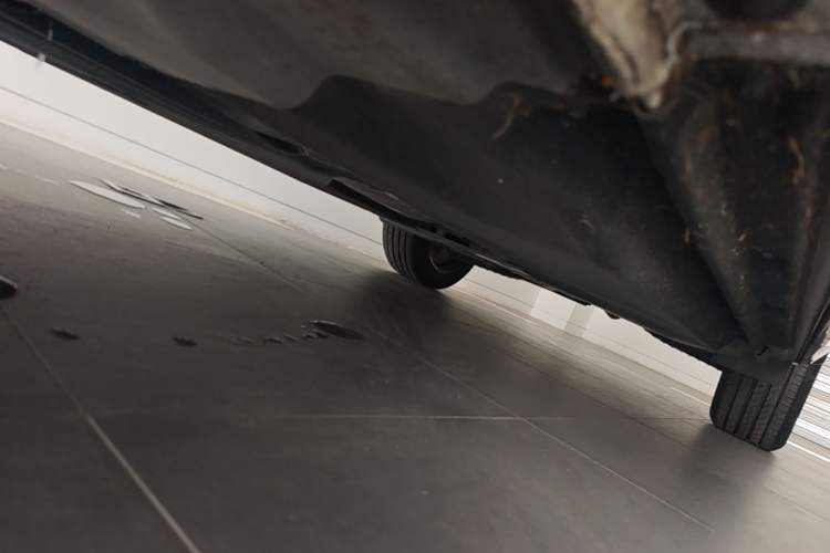 Used Audi Q5L 2023 40T Luxury Dynamic Model Chassis Front Left