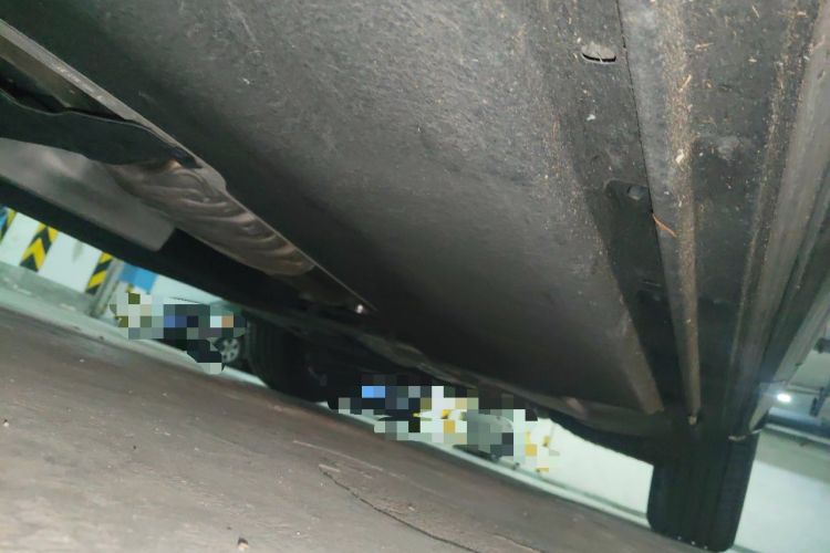 Used Audi Q5L 2023 40T Luxury Dynamic Model Chassis Front Left