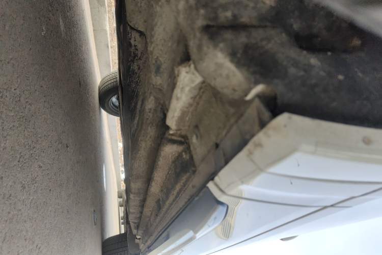 Used Audi Q5L 2023 40T Luxury Dynamic Model Chassis Front Left