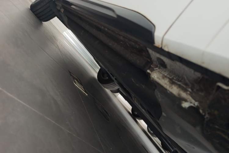 Used Audi Q5L 2023 40T Luxury Dynamic Model Chassis Front Right