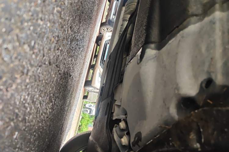 Used Audi Q5L 2023 40T Luxury Dynamic Model Chassis Front Right