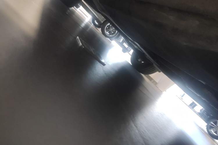 Used Audi Q5L 2023 40T Luxury Dynamic Model Chassis Front Right