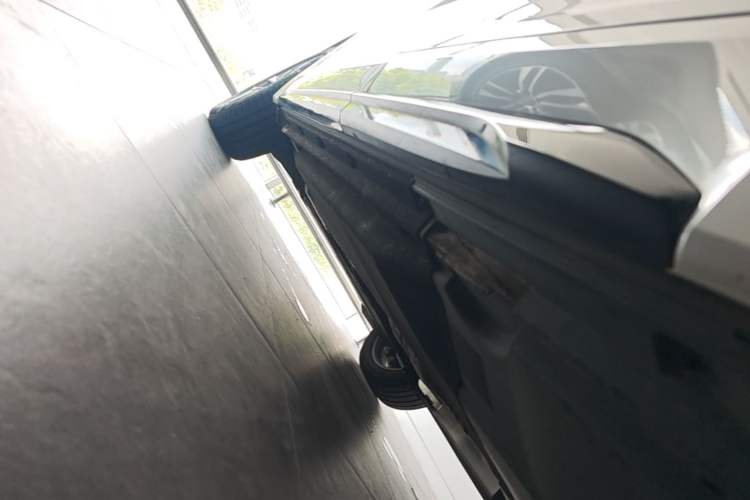 Used Audi Q5L 2023 40T Luxury Dynamic Model Chassis Rear Left