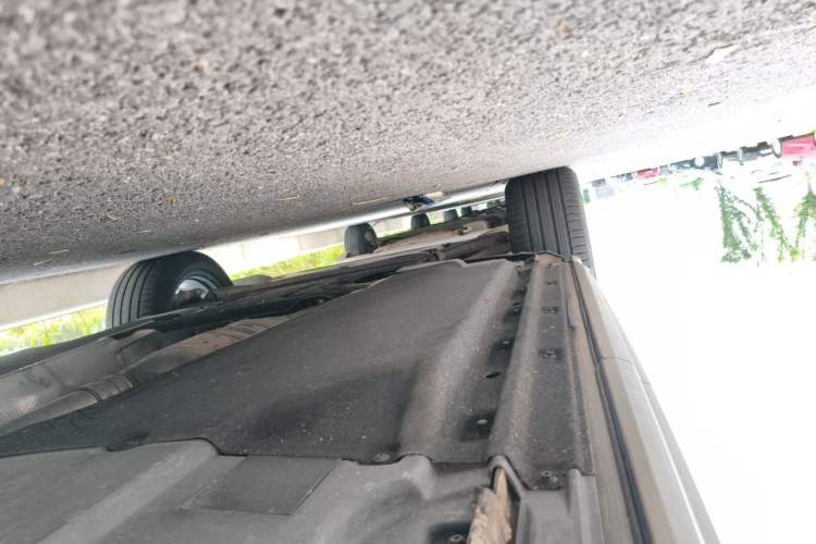 Used Audi Q5L 2023 40T Fashionable and Dynamic Edition Chassis Rear Left