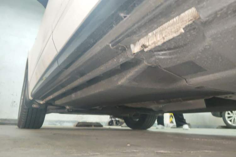 Used Audi Q5L 2023 40T Luxury Dynamic Model Chassis Rear Left