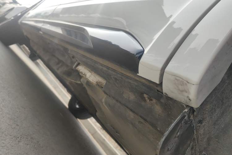 Used Audi Q5L 2023 40T Luxury Dynamic Model Chassis Rear Left