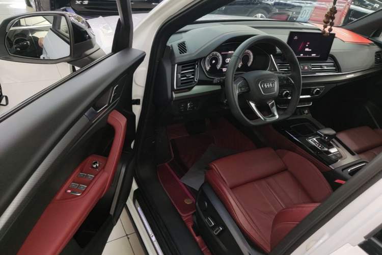 Used Audi Q5L 2023 40T Luxury Dynamic Model Driver Seat