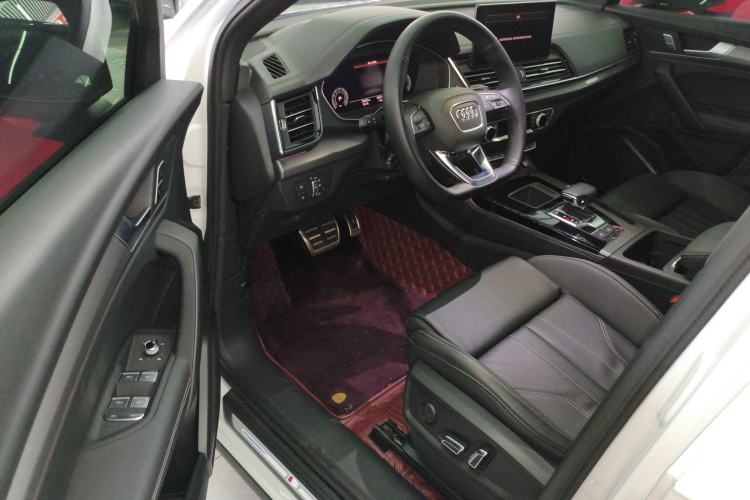Used Audi Q5L 2023 40T Luxury Dynamic Model Driver Seat