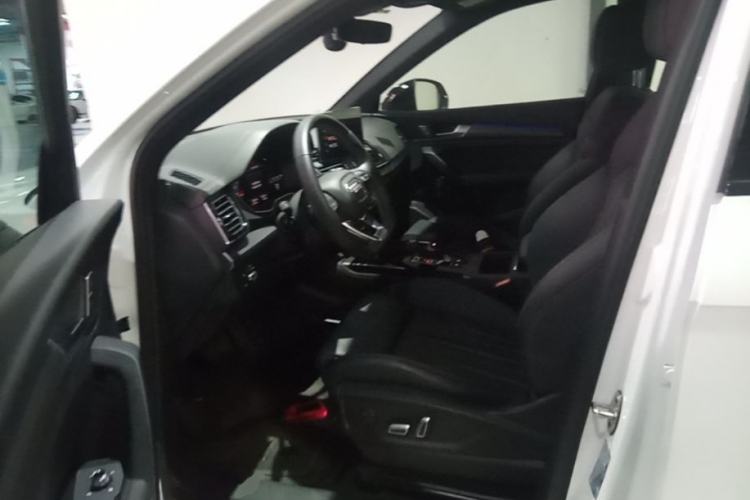 Used Audi Q5L 2023 40T Luxury Dynamic Model Driver Seat
