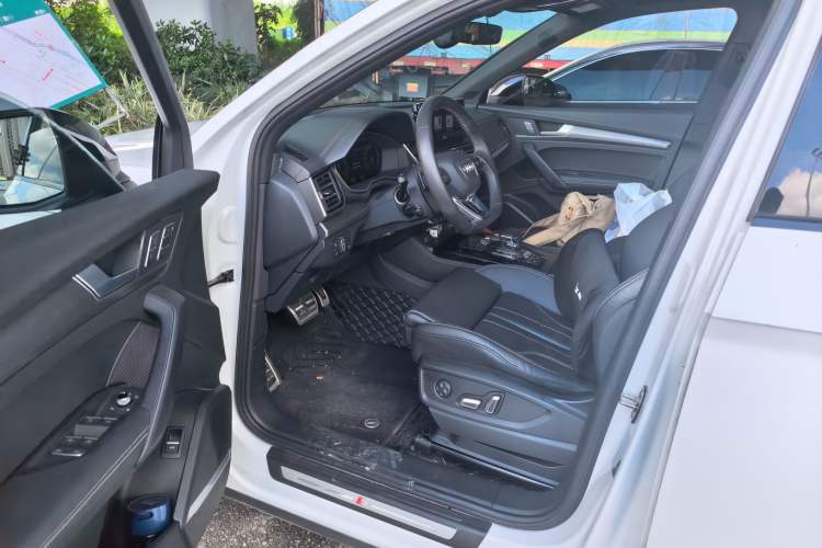 Used Audi Q5L 2023 45T Luxury Dynamic Model Driver Seat