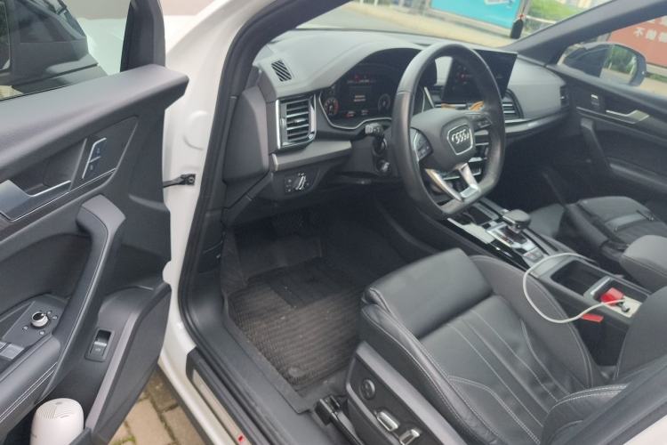 Used Audi Q5L 2023 40T Luxury Dynamic Model Driver Seat