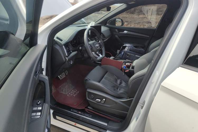 Used Audi Q5L 2023 40T Luxury Dynamic Model Driver Seat