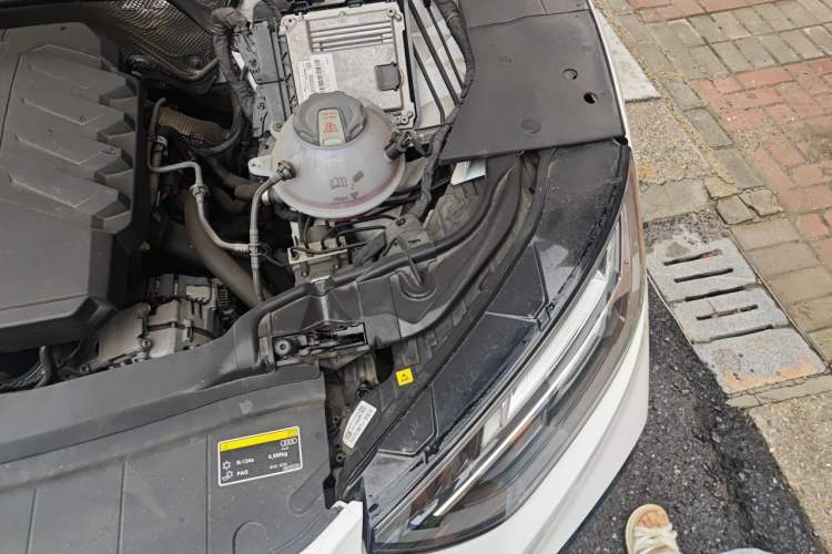 Used Audi Q5L 2023 40T Luxury Dynamic Model Engine Bay Left
