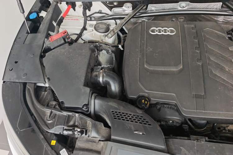 Used Audi Q5L 2023 40T Luxury Dynamic Model Engine Bay Right