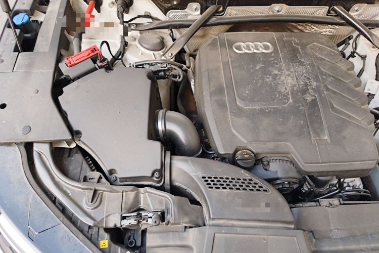 Used Audi Q5L 2023 45T Luxury Dynamic Model Engine Bay Right