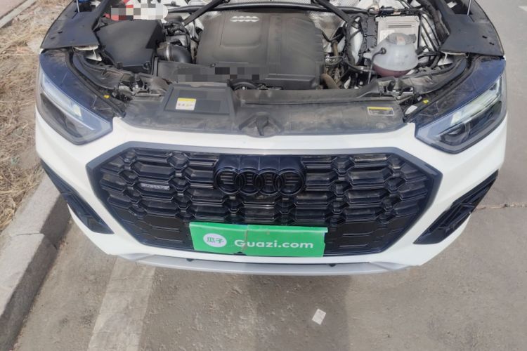 Used Audi Q5L 2023 40T Luxury Dynamic Model Engine Bay