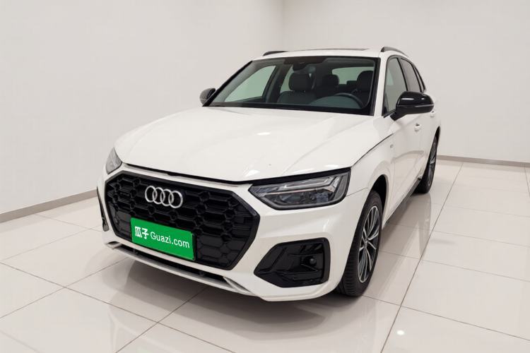 Used Audi Q5L 2023 40T Luxury Dynamic Model Guazi used car, China used car export, Used car for sale, Used cars, Cheapest cars for sale