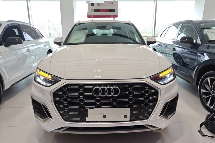 Used Audi Q5L 2023 40T Fashionable and Dynamic Edition Front