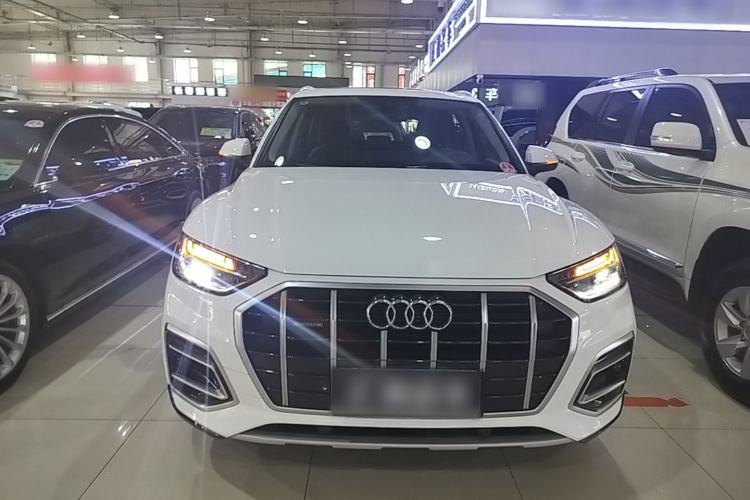 Used Audi Q5L 2023 40T Luxury Elegant Model Front