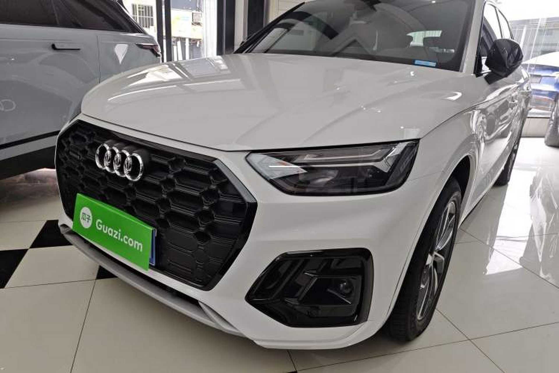 Used Audi Q5L 2023 40T Luxury Dynamic Model Front Left 45 Deg