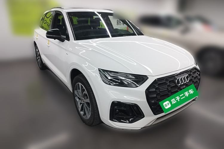 Used Audi Q5L 2023 40T Luxury Dynamic Model Front Right 45 Deg