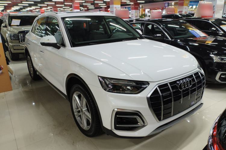 Used Audi Q5L 2023 40T Fashionable and Elegant Version Front Right 45 Deg