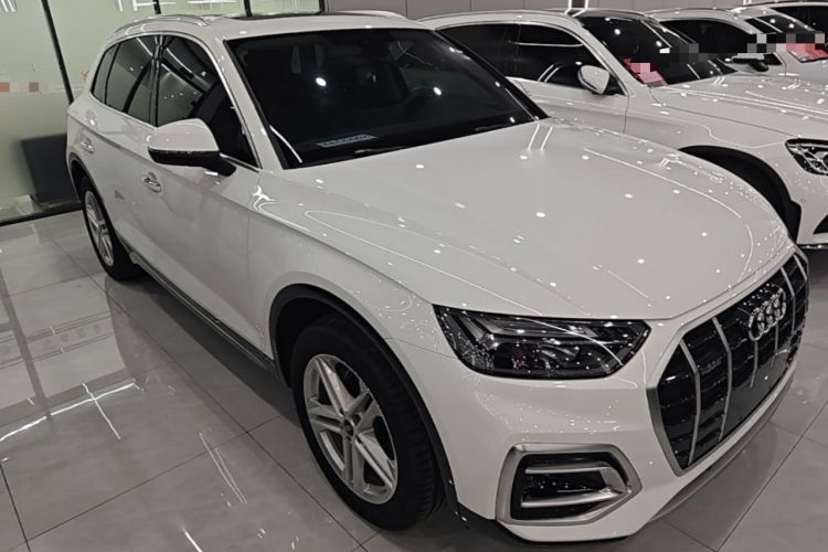 Used Audi Q5L 2023 40T Fashionable and Elegant Version Front Right 45 Deg