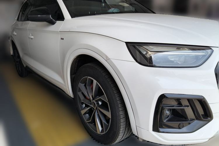 Used Audi Q5L 2023 40T Fashionable and Dynamic Edition Front Right 45 Deg