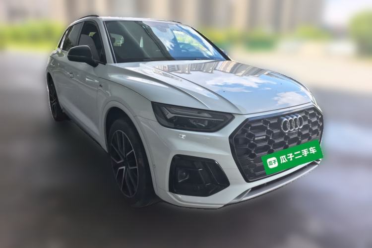 Used Audi Q5L 2023 45T Luxury Dynamic Model Front Right 45 Deg