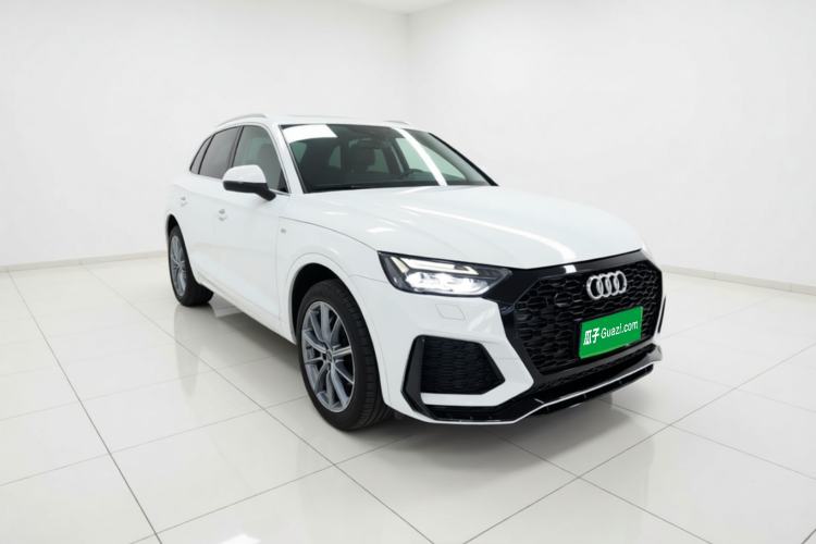 Used Audi Q5L 2023 40T Fashionable and Dynamic Edition Front Right 45 Deg