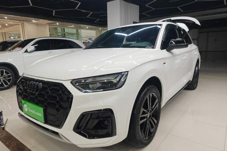 Used Audi Q5L 2023 40T Luxury Dynamic Model Guazi used car, China used car export, Used car for sale, Used  cars, Cheapest cars for sale