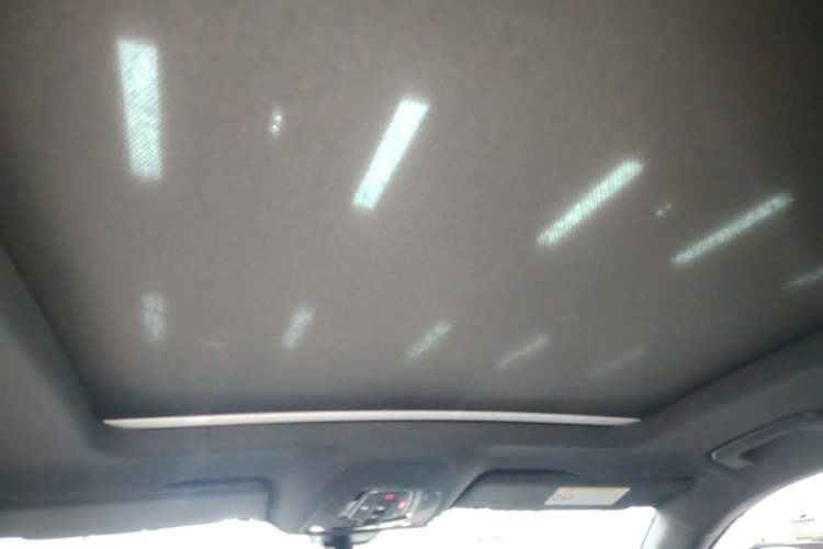 Used Audi Q5L 2023 40T Luxury Dynamic Model Headliner