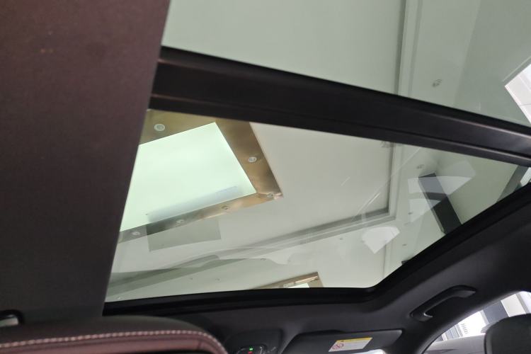 Used Audi Q5L 2023 40T Luxury Dynamic Model Headliner