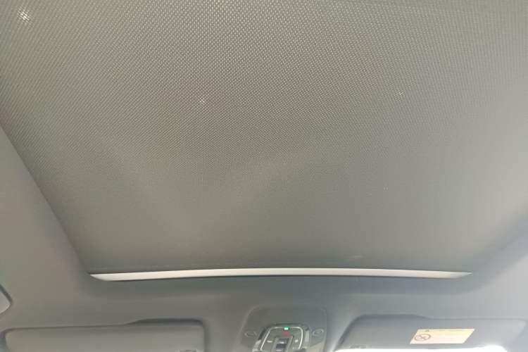 Used Audi Q5L 2023 40T Luxury Dynamic Model Headliner