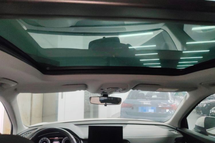 Used Audi Q5L 2023 40T Fashionable and Dynamic Edition Headliner