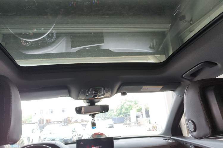 Used Audi Q5L 2023 40T Fashionable and Dynamic Edition Headliner
