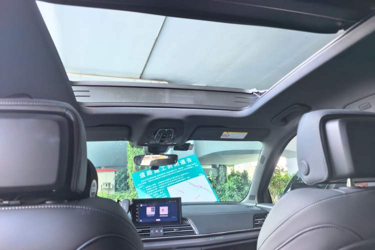 Used Audi Q5L 2023 45T Luxury Dynamic Model Headliner