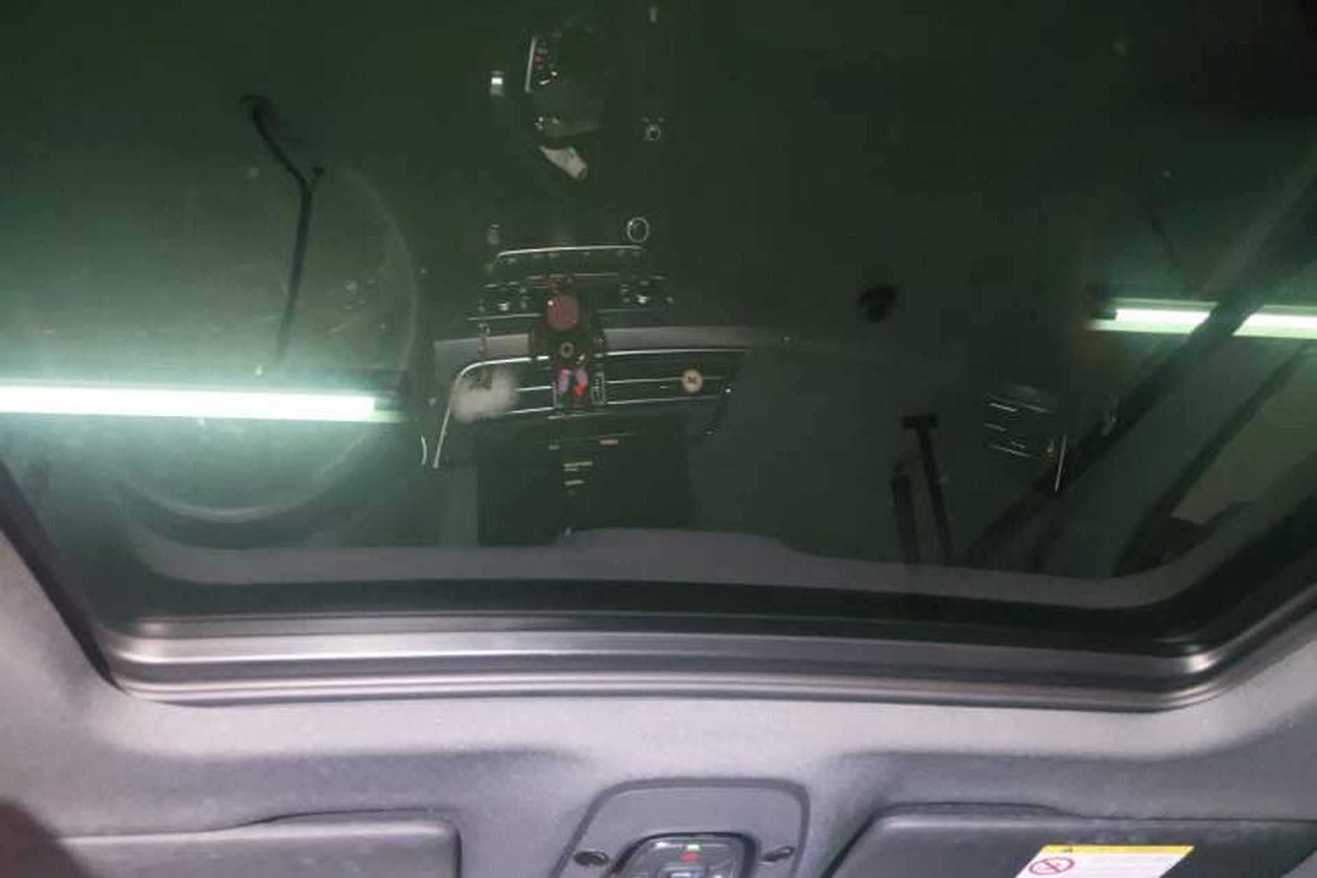 Used Audi Q5L 2023 40T Luxury Dynamic Model Headliner