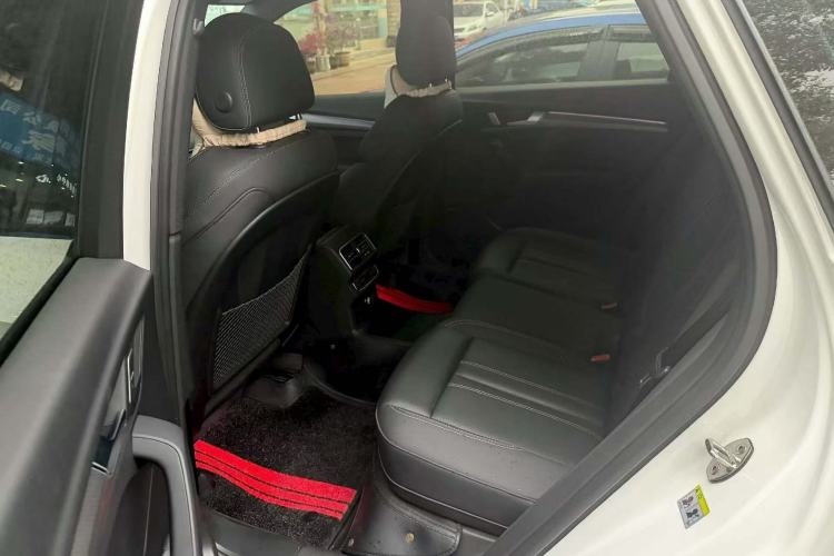 Used Audi Q5L 2023 40T Luxury Dynamic Model Interior 2