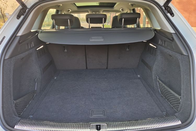 Used Audi Q5L 2023 40T Fashionable and Elegant Version Interior 6