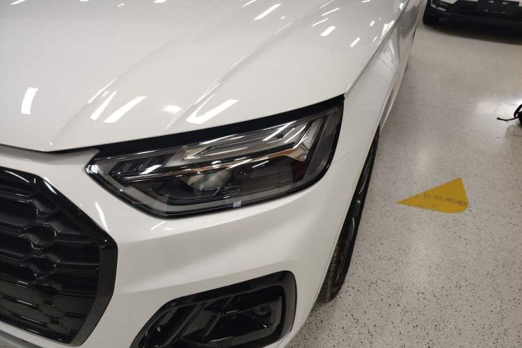 Used Audi Q5L 2023 40T Luxury Dynamic Model Left Front Headlight