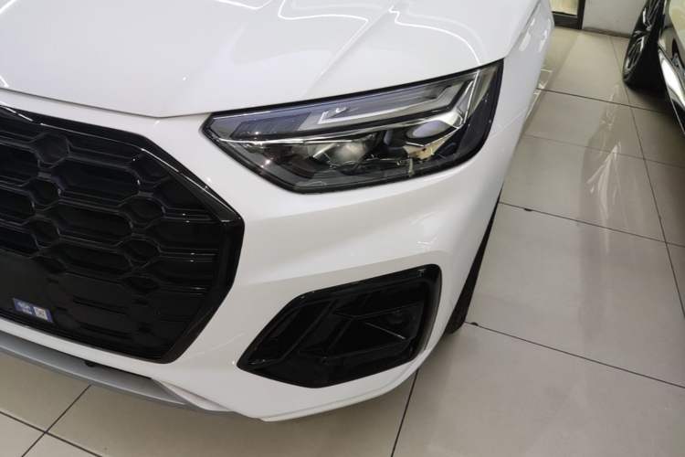 Used Audi Q5L 2023 40T Luxury Dynamic Model Left Front Headlight