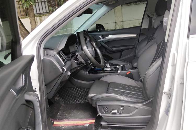 Used Audi Q5L 2023 40T Fashionable and Dynamic Edition Left Front Seat