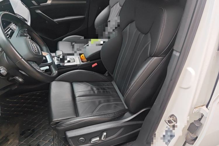 Used Audi Q5L 2023 40T Luxury Dynamic Model Left Front Seat