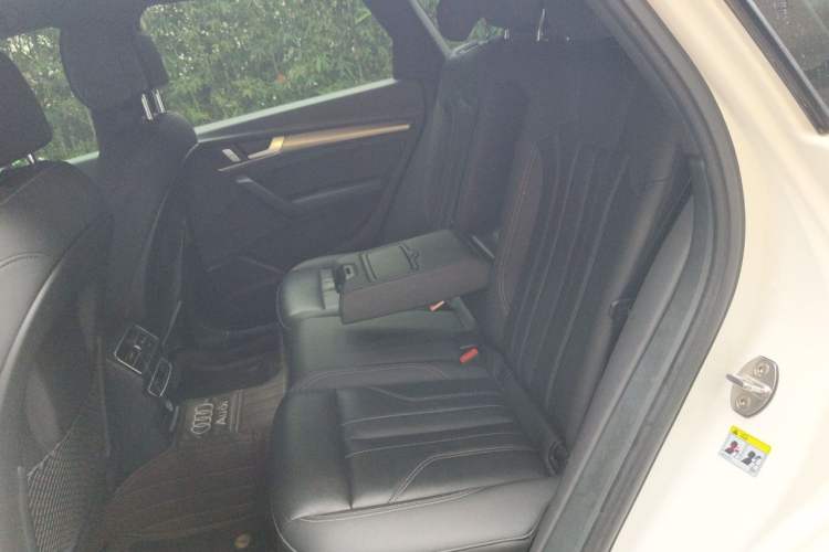Used Audi Q5L 2023 45T Luxury Dynamic Model Left Rear Seat