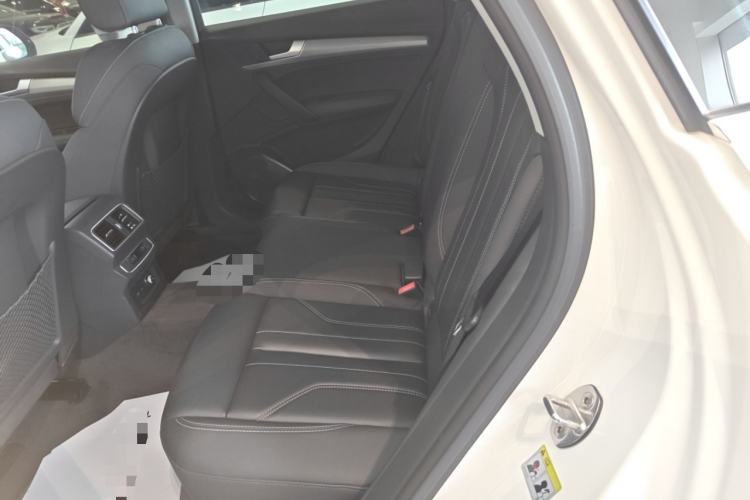 Used Audi Q5L 2023 40T Fashionable and Dynamic Edition Left Rear Seat
