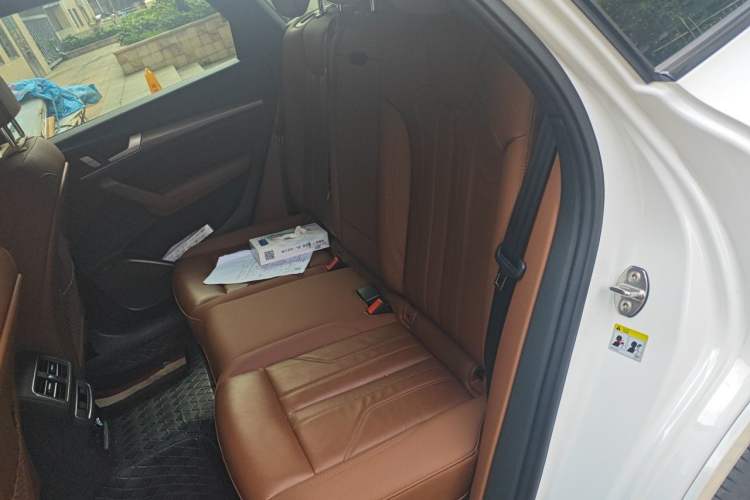 Used Audi Q5L 2023 40T Luxury Dynamic Model Left Rear Seat