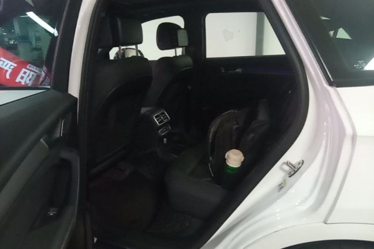 Used Audi Q5L 2023 40T Luxury Dynamic Model Left Rear Seat