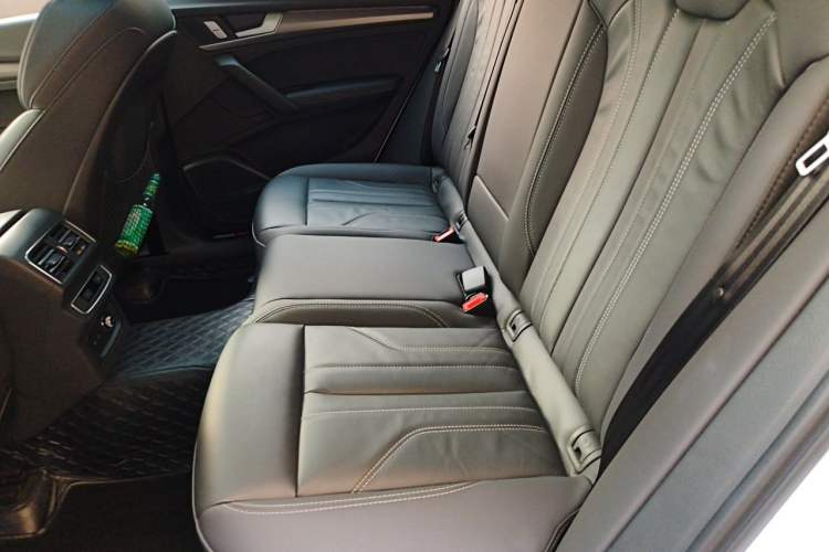Used Audi Q5L 2023 45T Luxury Dynamic Model Left Rear Seat