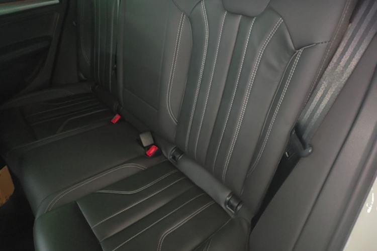 Used Audi Q5L 2023 40T Luxury Dynamic Model Left Rear Seat